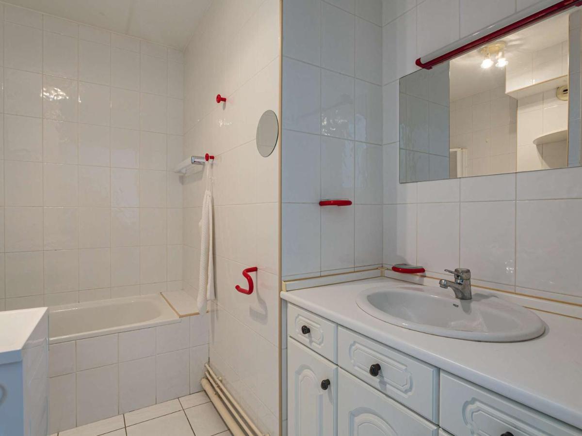 Appartement A 200 M De La Plage Avec Terrasse Et Parking, Au Coeur Des Commerces Et Restaurants - Fr-1-2-426 Hendaye Buitenkant foto