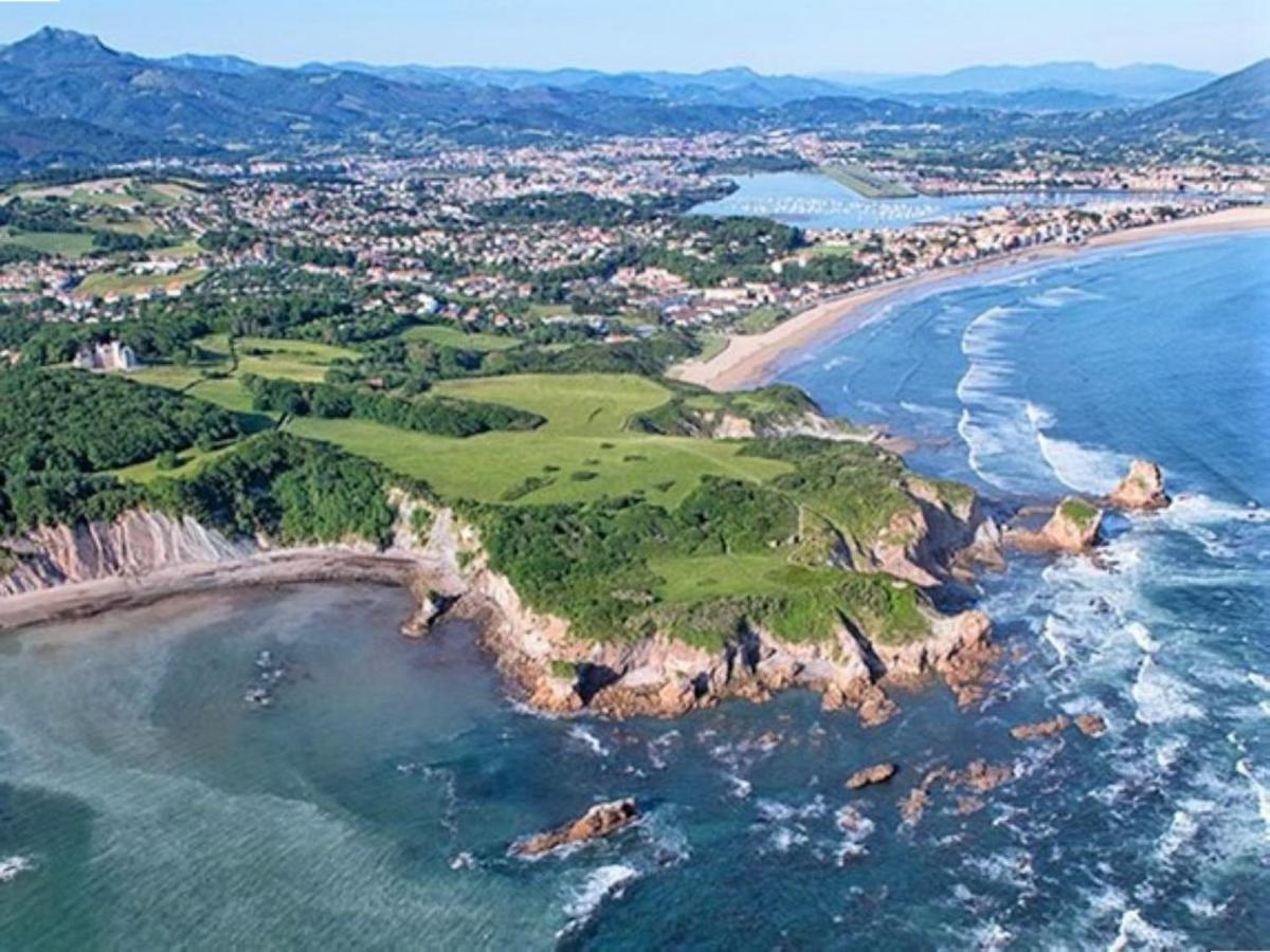 Appartement A 200 M De La Plage Avec Terrasse Et Parking, Au Coeur Des Commerces Et Restaurants - Fr-1-2-426 Hendaye Buitenkant foto