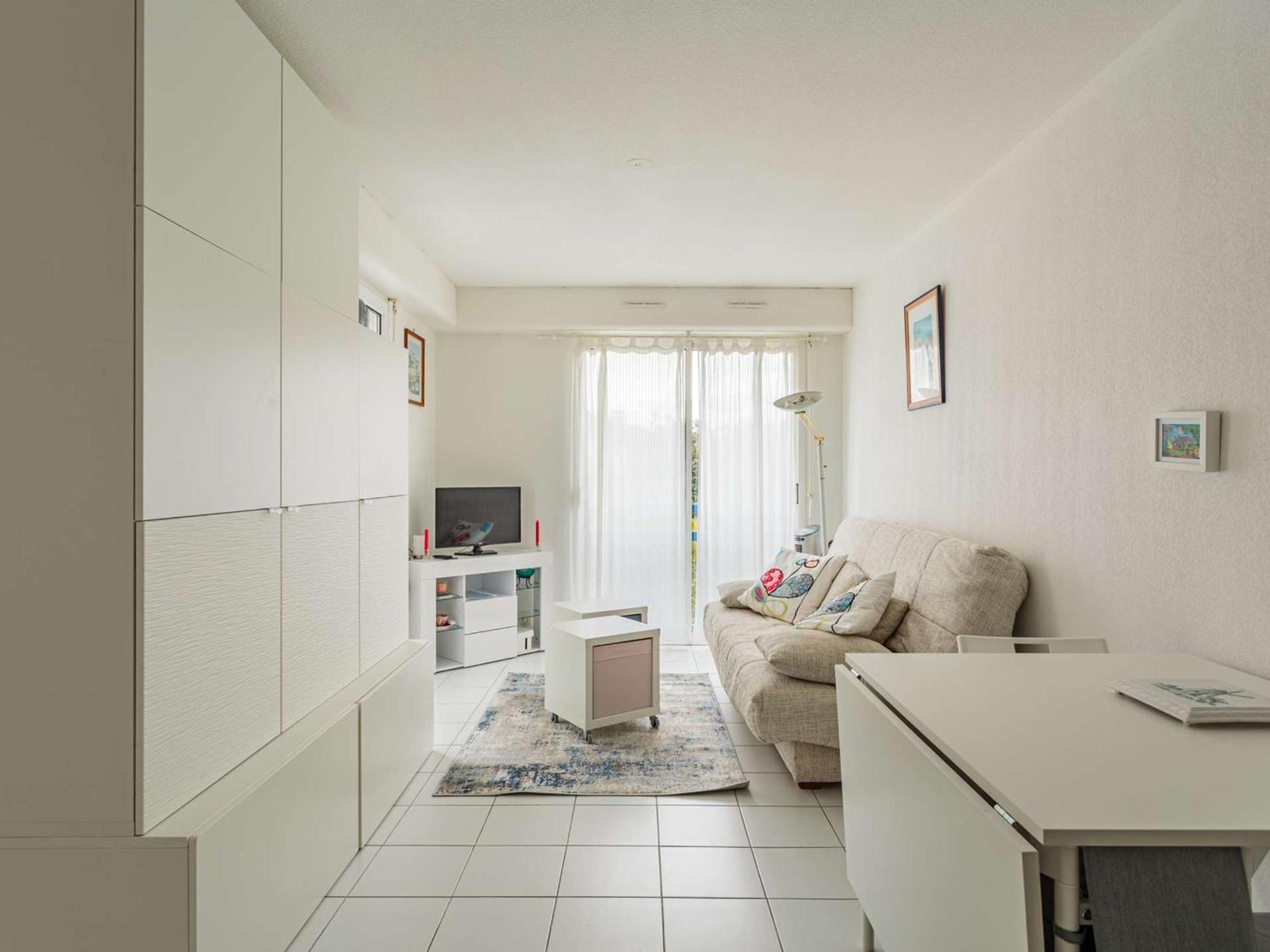 Appartement A 200 M De La Plage Avec Terrasse Et Parking, Au Coeur Des Commerces Et Restaurants - Fr-1-2-426 Hendaye Buitenkant foto